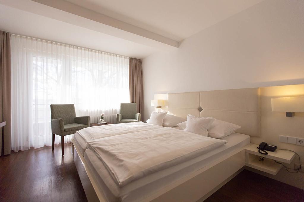 Hotel Seepark Garni Юберлинген Екстериор снимка