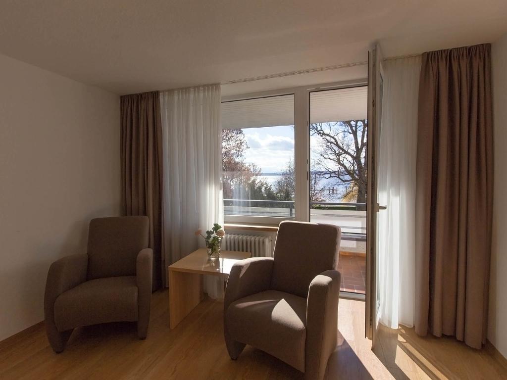 Hotel Seepark Garni Юберлинген Екстериор снимка