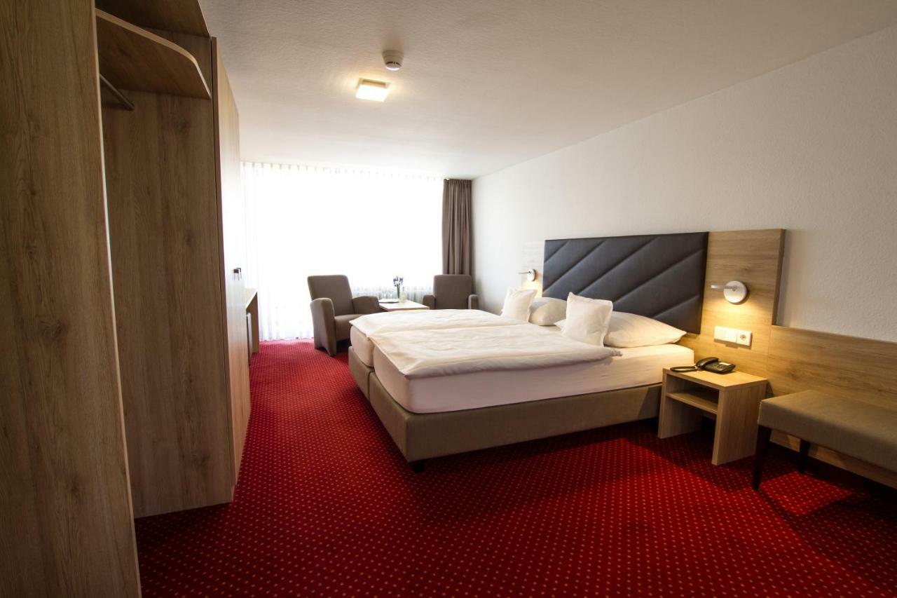 Hotel Seepark Garni Юберлинген Екстериор снимка