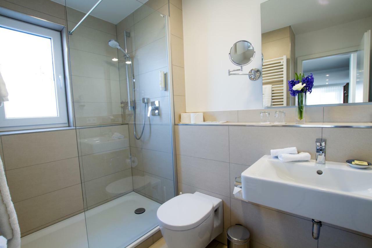 Hotel Seepark Garni Юберлинген Екстериор снимка